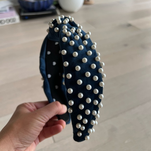 Lele Sadoughi Velvet Headband - Picture 5 of 13